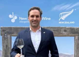 반지의 제왕, 번지 점프, 마오리 문화의 나라 뉴질랜드 무역산업진흥청 상무 참사관 리차드 던시스(Richard Dunsheath)