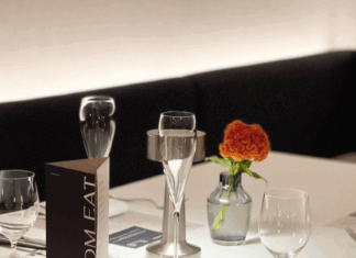 정교하게 세공된 보석처럼, 오직 당신만을 위한 프라이빗 서비스 ‘커스텀잇 스테이크 하우스’