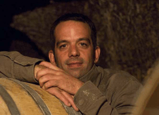 명장의 손길로 태어나다, 소뮈르(Saumur)의 샤 드 라 디브(Chai de la Dive)